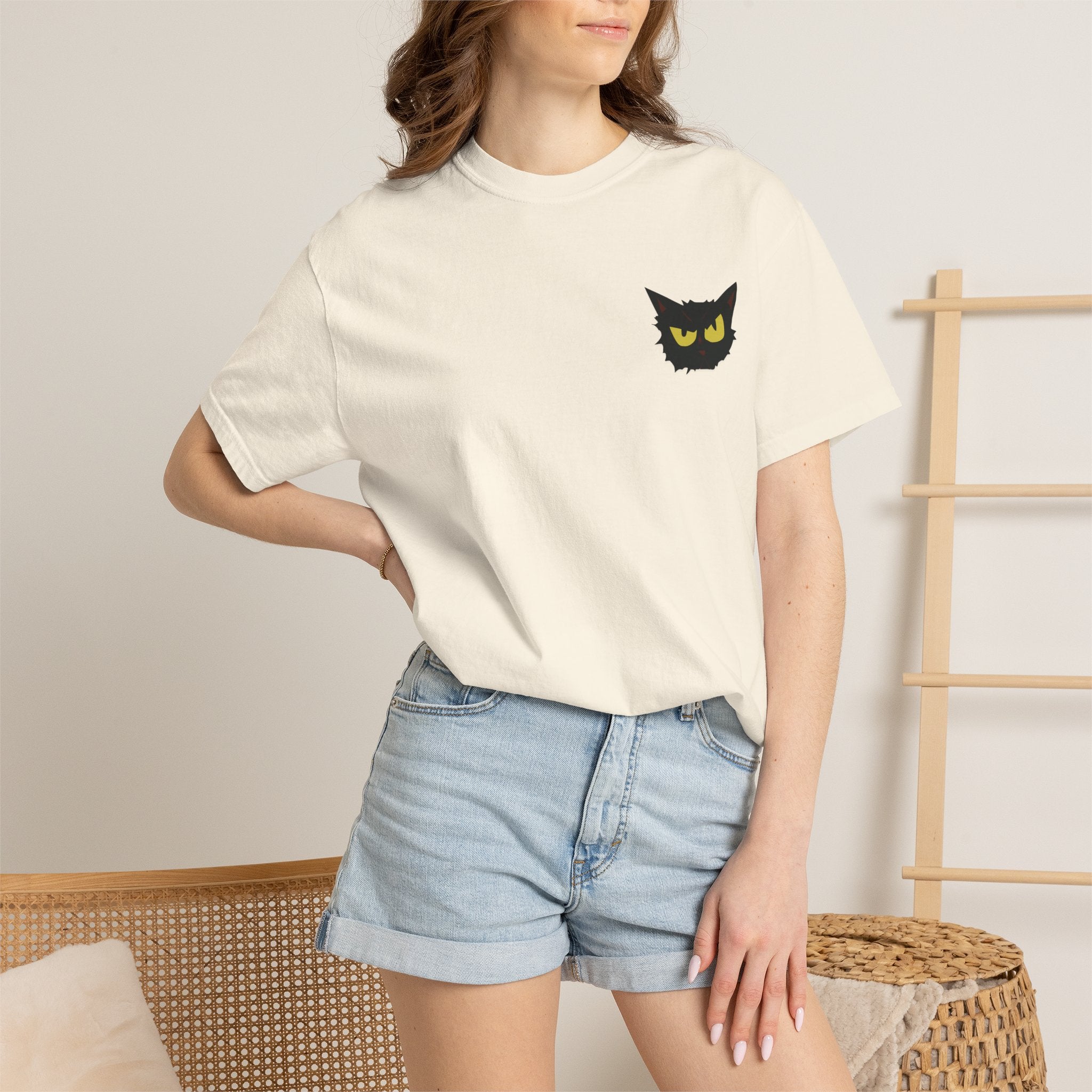 Black Cat Face Bad Kitty T-shirt | Graphic Tee, Retro Illustration