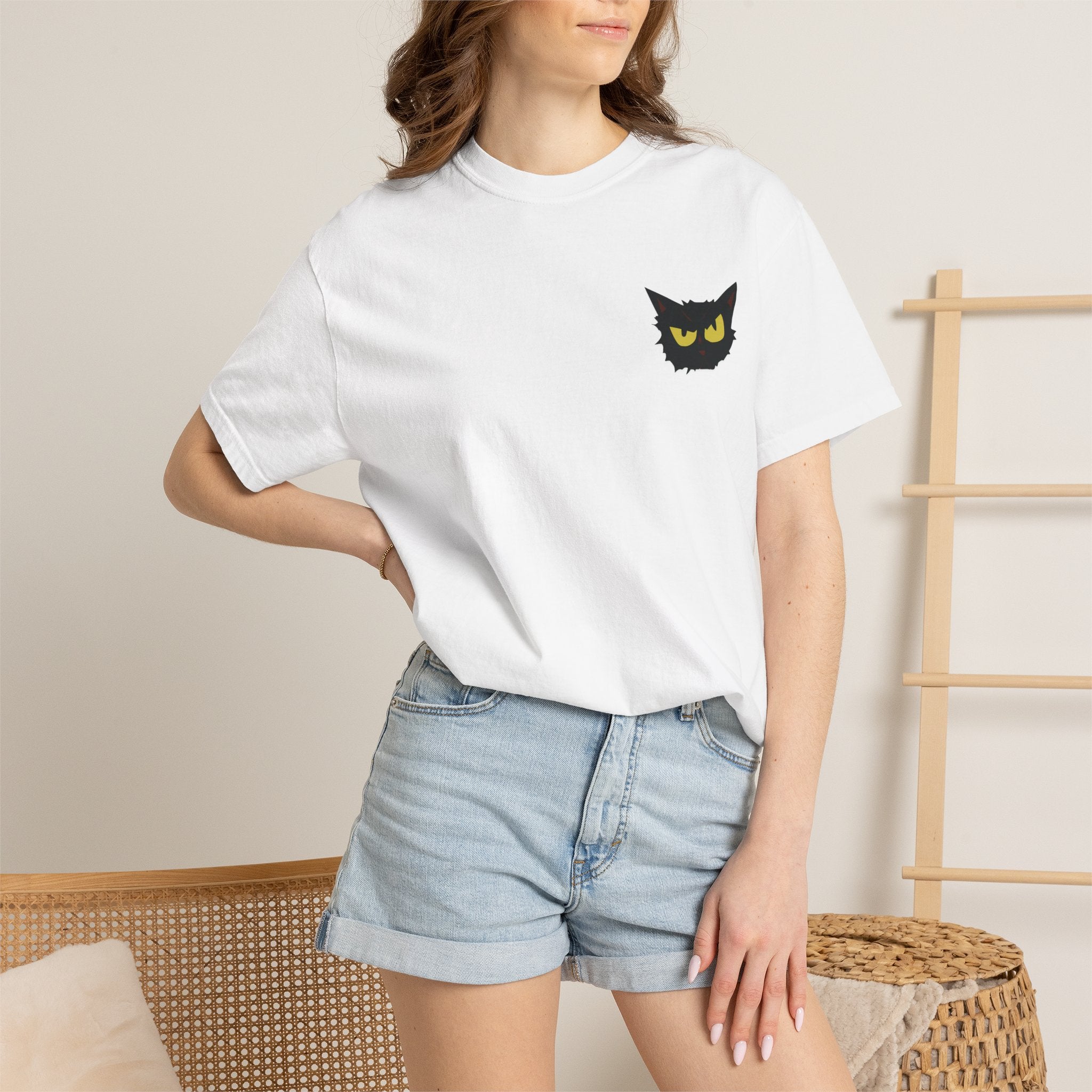 Black Cat Face Bad Kitty T-shirt | Graphic Tee, Retro Illustration