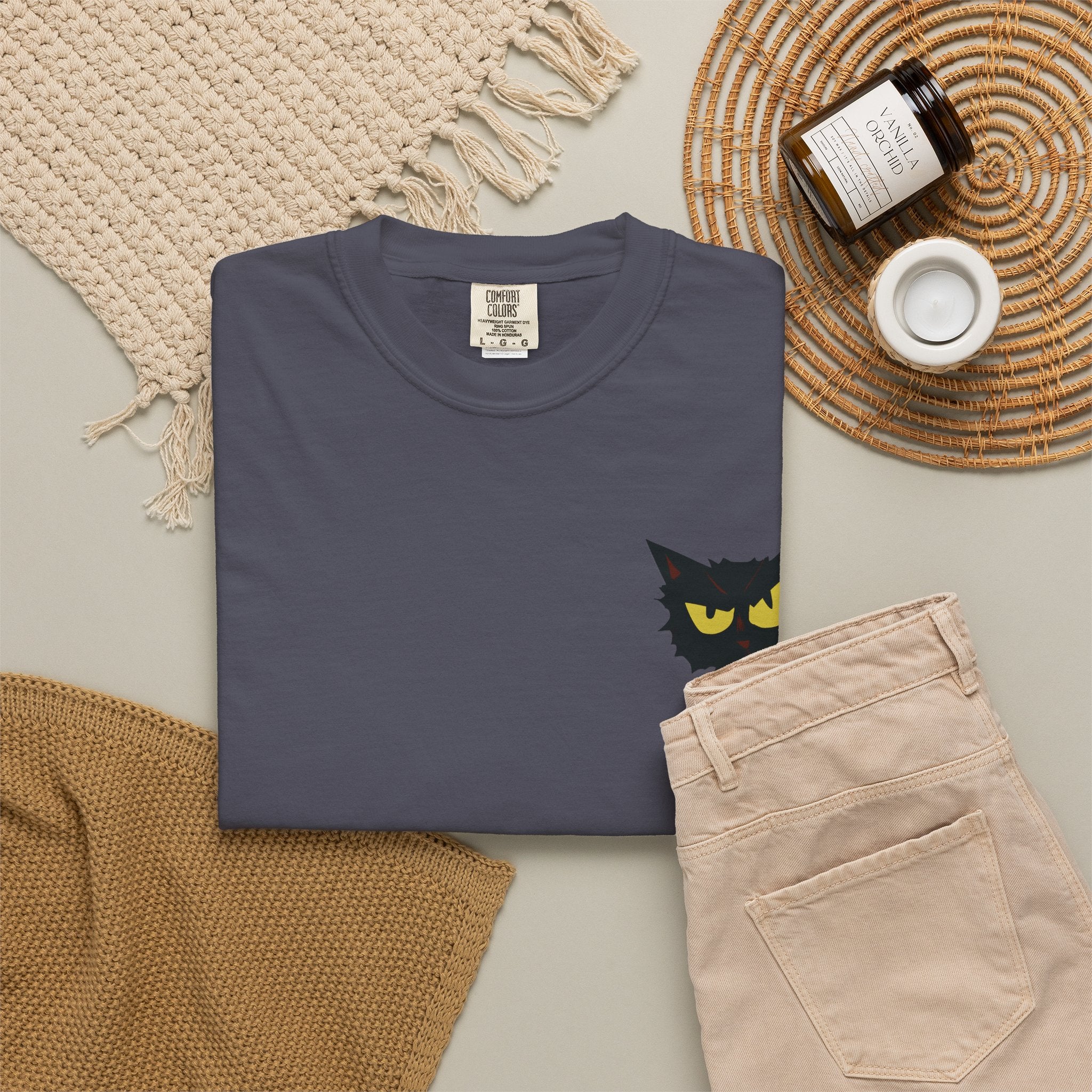 Black Cat Face Bad Kitty T-shirt | Graphic Tee, Retro Illustration